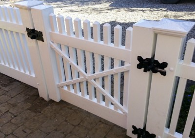 PVC Picket Gate